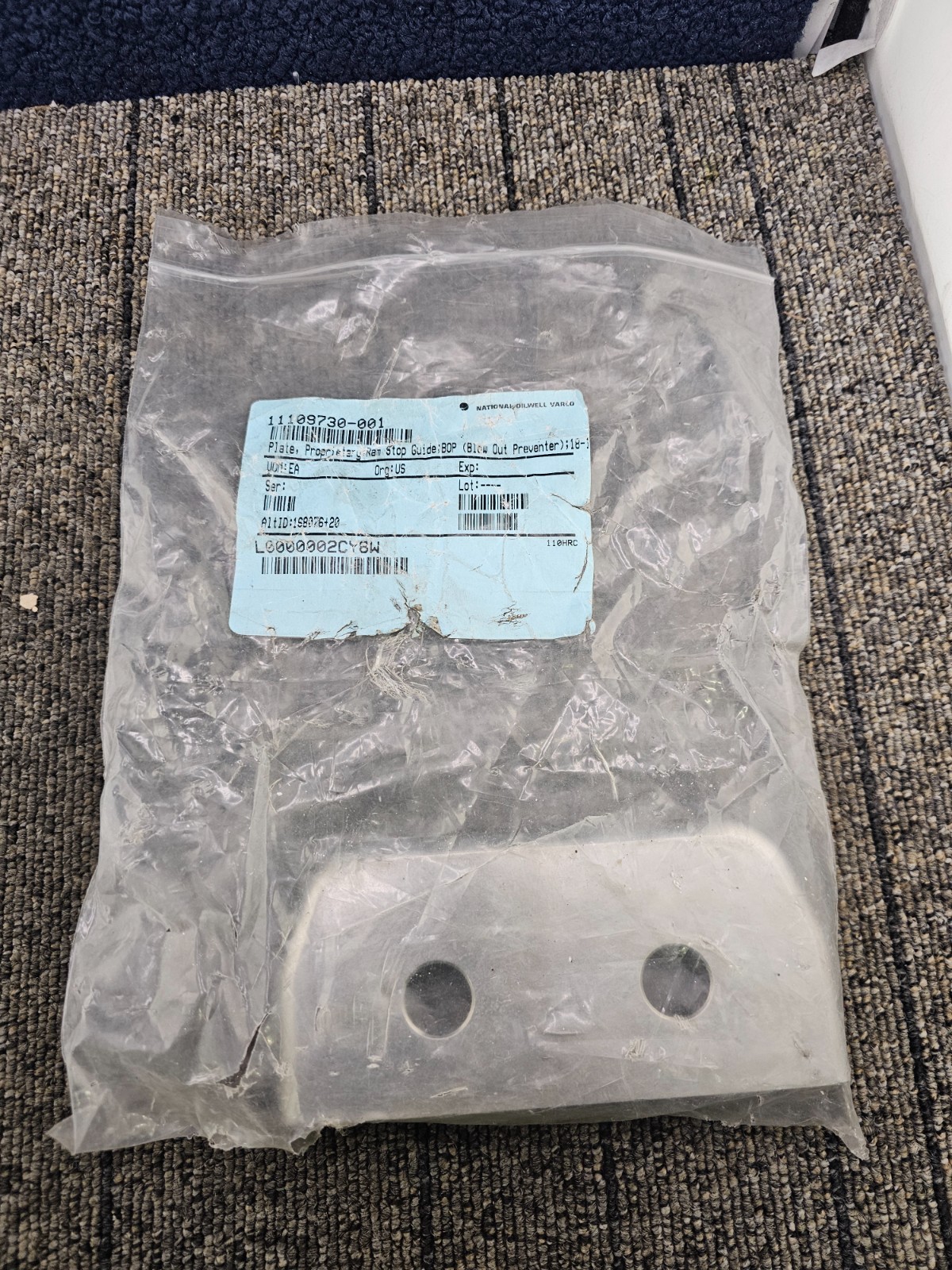 NOV 11109730-001: Proprietary Ram Stop Guide Plate 5-3/8″ For 18-15M NXT Ram BOP