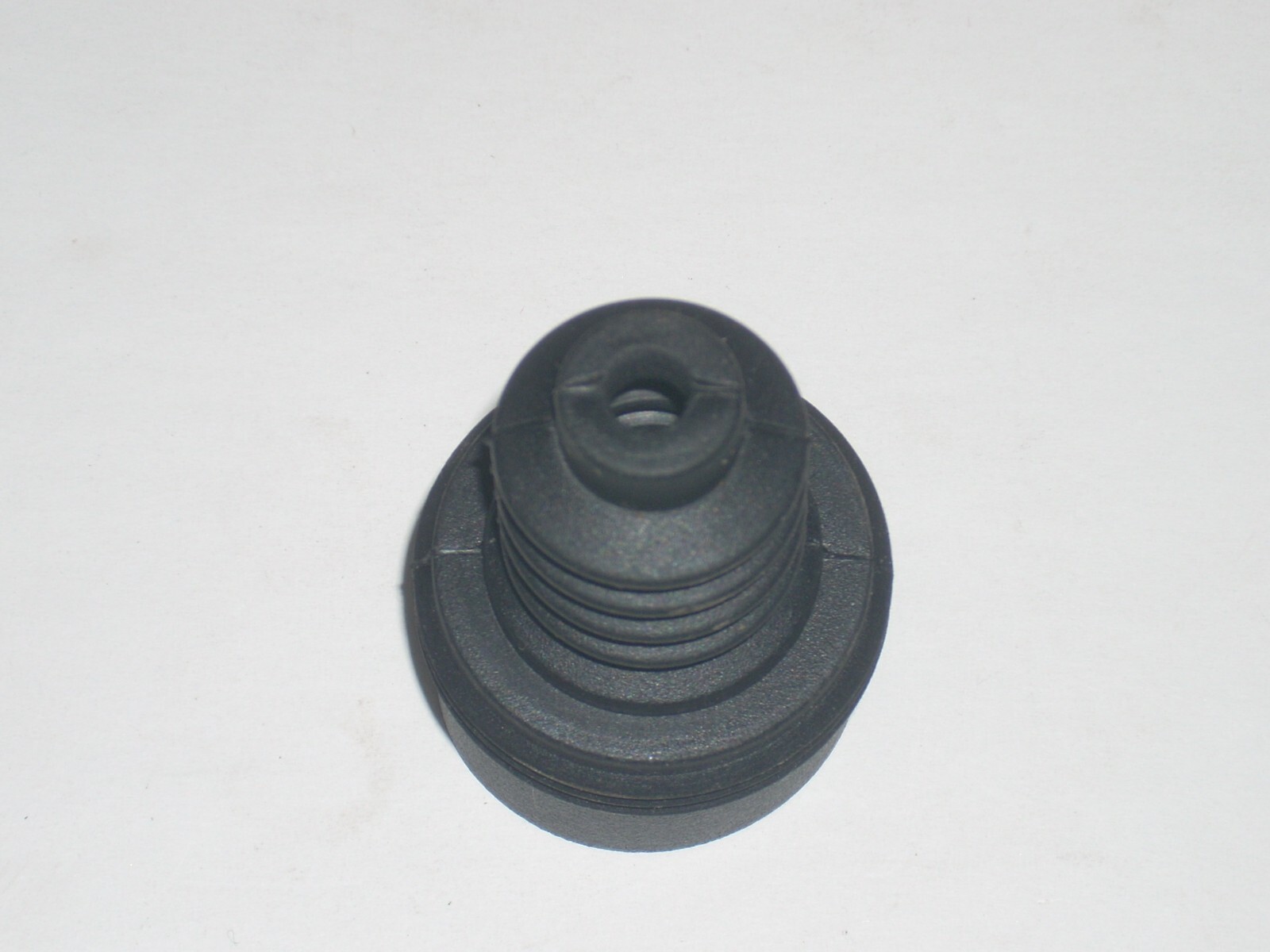 S-254 Black Silicone Squeeze Funnel Unknown Part