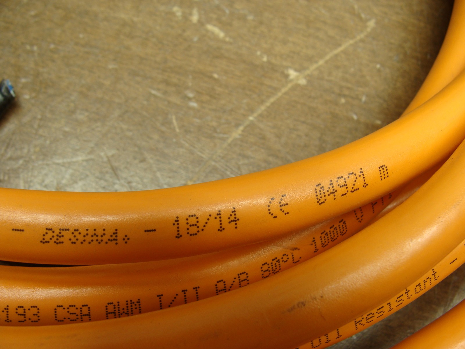 KOLLMORGEN HYBRID SERVO CABLE AKD CCJ1A2-015-006-00 HIPERFACE DSL/SFD3 240V 6A