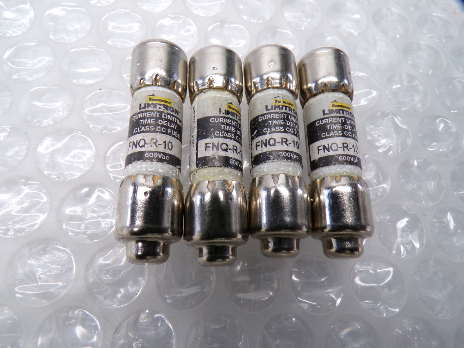 BUSSMANN FNQ-R-10 FUSE LOT OF 4 NSNP