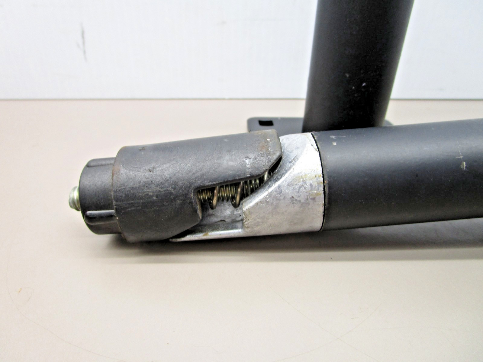 RAM Mount RAM-VP Tele-Pole Assembly 9″ Lower and 4″ Upper Pole