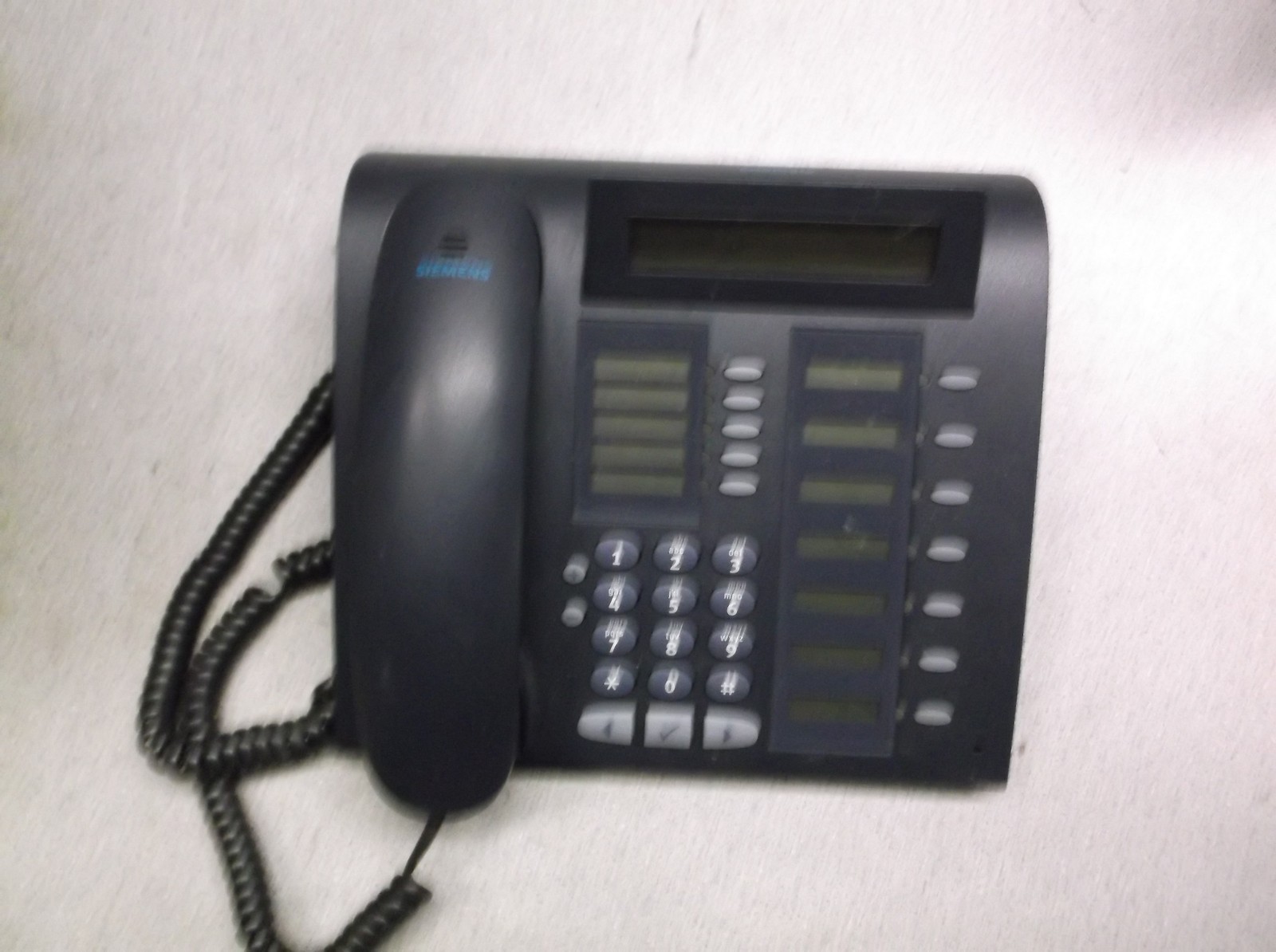 Siemens S30817-S7211-A107-14 Optipoint Black Office Phone *FREE SHIPPING*