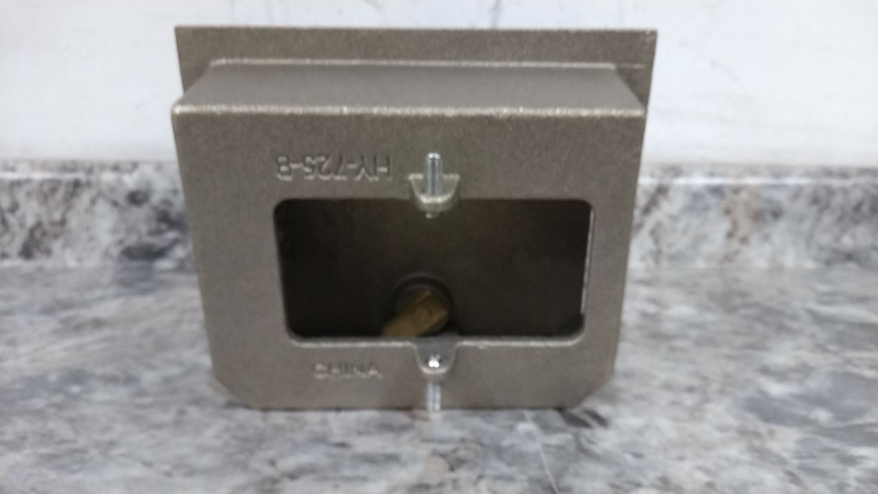 Watts HY-725-8 8 In Wall Thickness Enclosed Wall Hydrant (D)