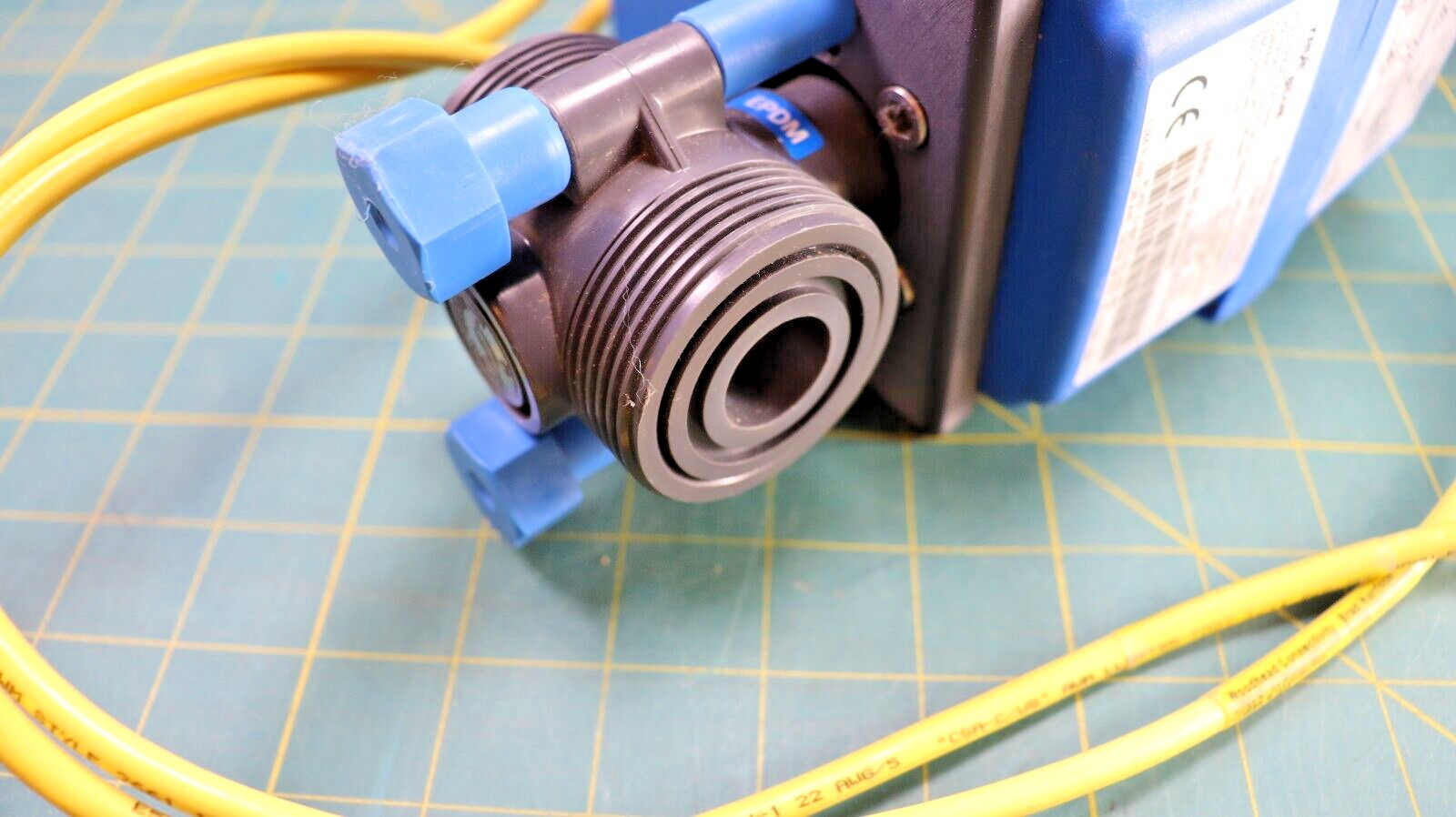 True Blue 7756-D Electric Actuator Plast-O-Matic Normally Closed 12V-24V AC/DC