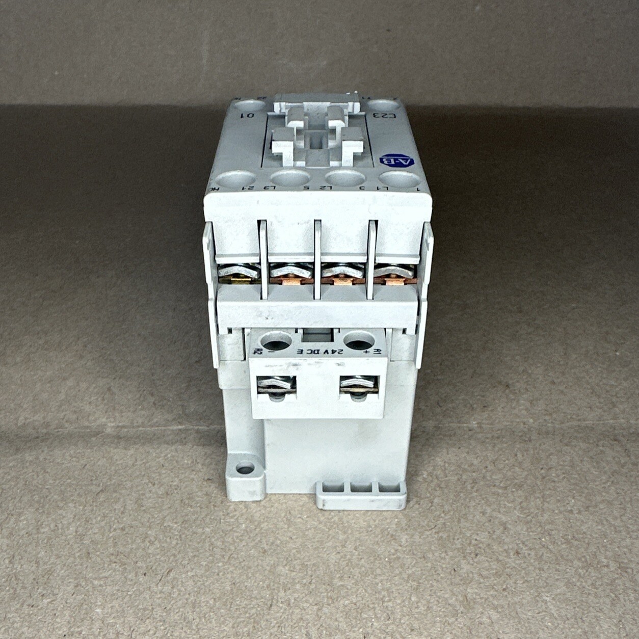 ALLEN BRADLEY 100-C23E*01 Series C , 100-C23E 01 Series C , AB 100C23E01