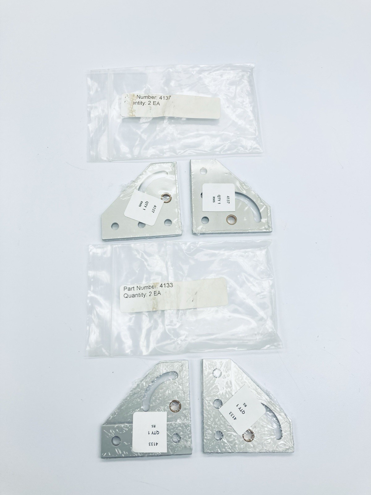 Lot of 2 Set 4133 / 4137 PIVOT MOUNT BRACKET Left & Right 90°