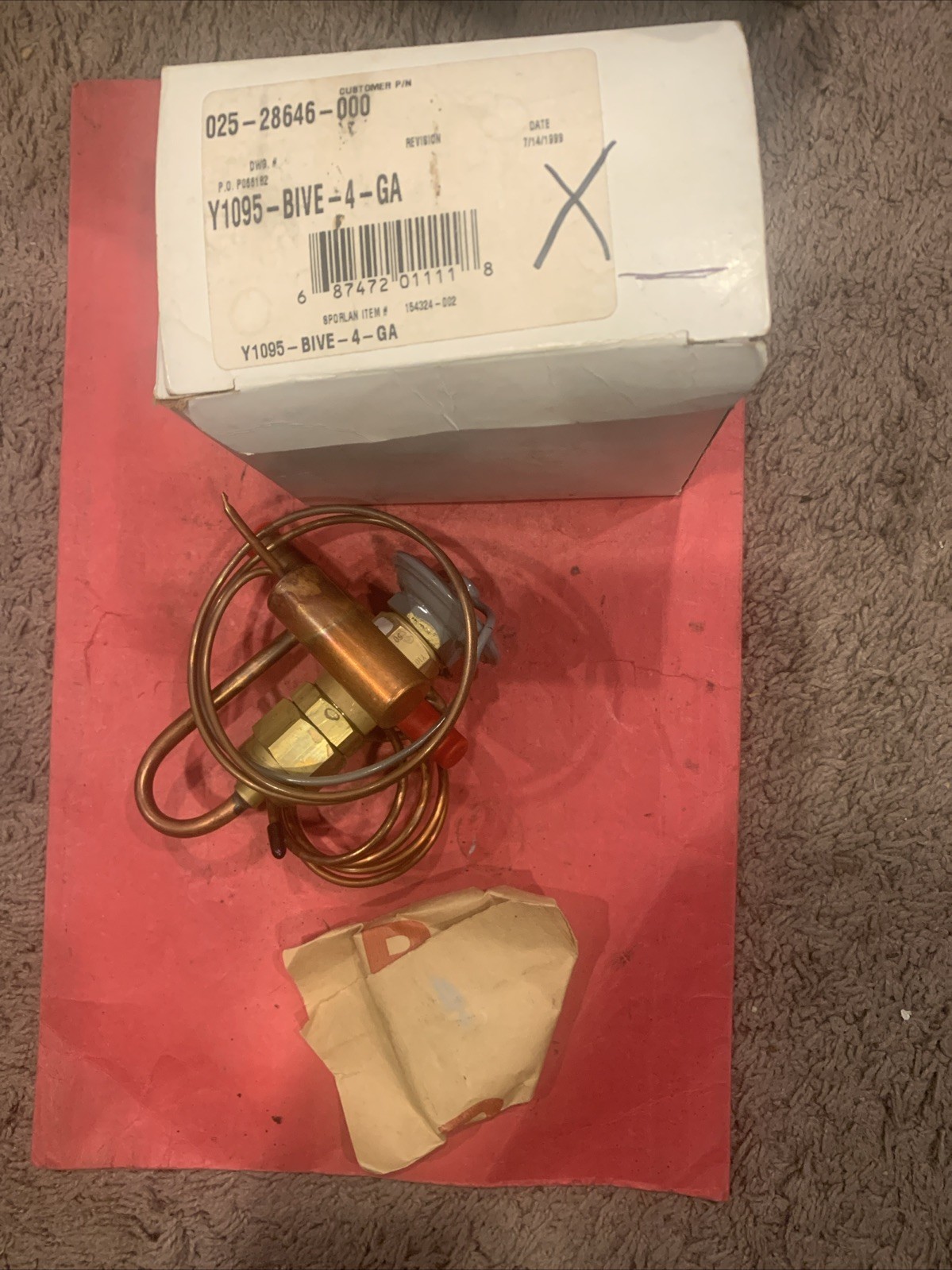 YORK S! 025-28646-000 THERMO EXPANSION VALVE Y1095-BIVE-4-GA 4 ton 22 NOS