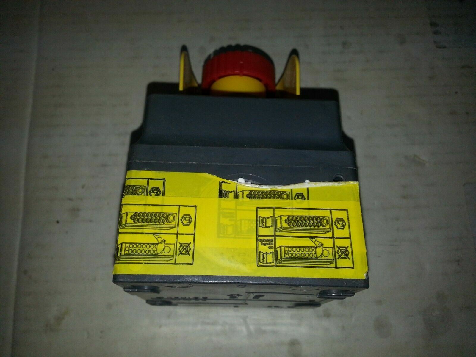 NEW STAHL MUSHROOM EMERGENCY STOP 8040/ 11E-M100-LK03 ..EACH