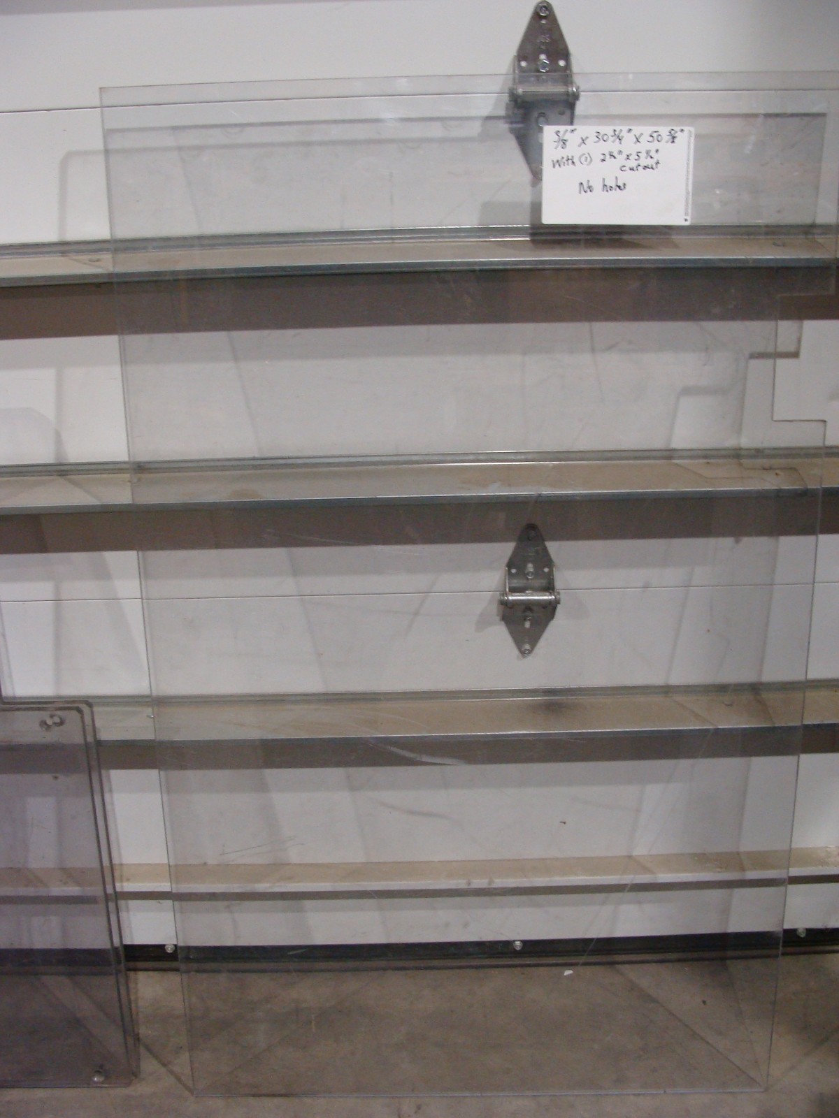 (6) 1/2″ & (1) 3/8″ PIECES OF PLEXIGLASS ASSORTED SIZES SEE PICS & FULL DESCR.
