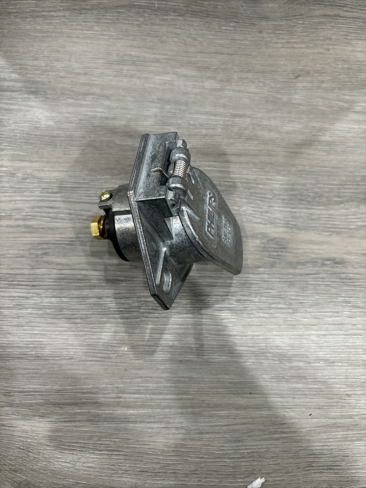 UNUSED PHILLIPS 15-720 STA-DRY SPLIT PIN SOCKET 7-WAY