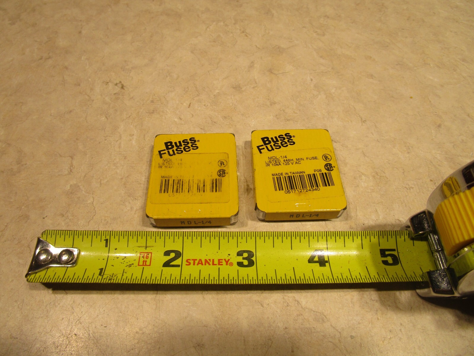 LOT OF 10 BUSSMANN MDL-1/4 FUSES, 125VAC, S0568