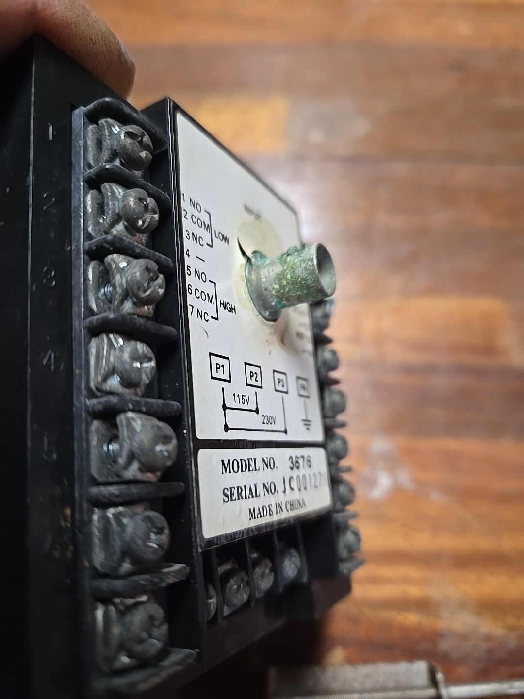 Jenco 3676 Digital pH/ORP Transmitter Controller w/ Scratches Made in China