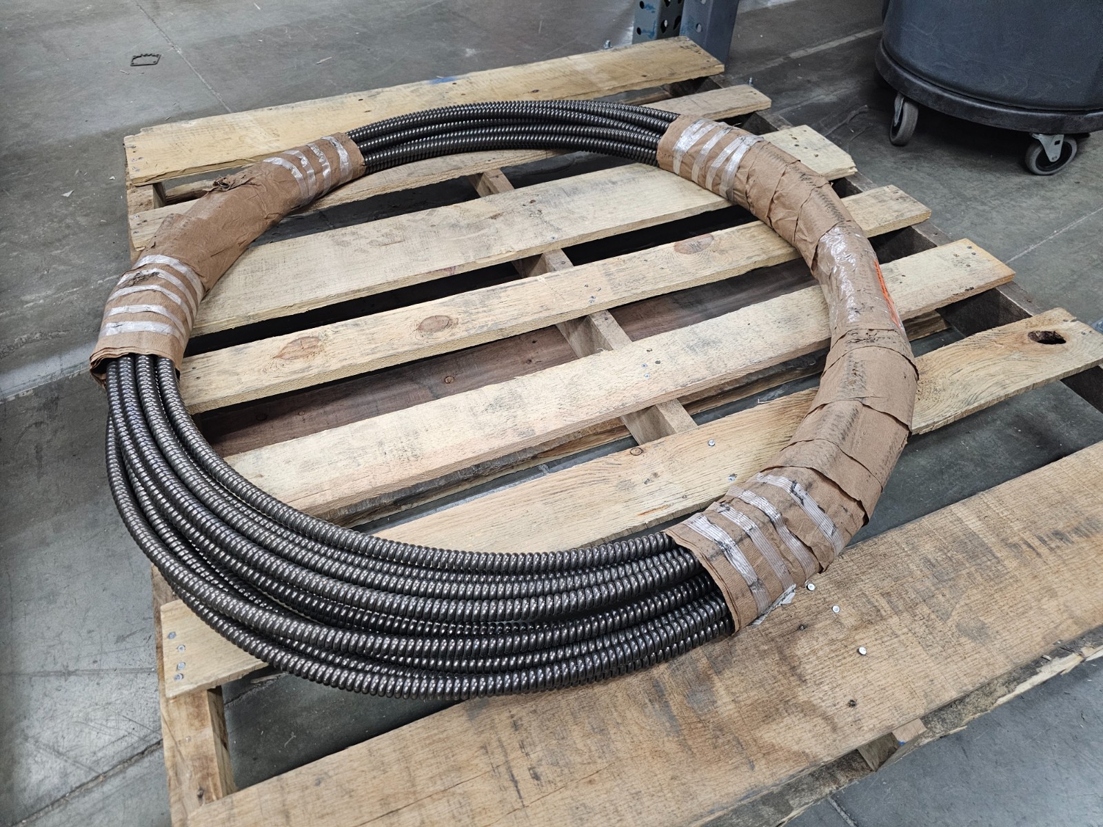 General Wire 100EM4 Flexicore Cable 5/8″ X 100′ With Male And Female Connectors