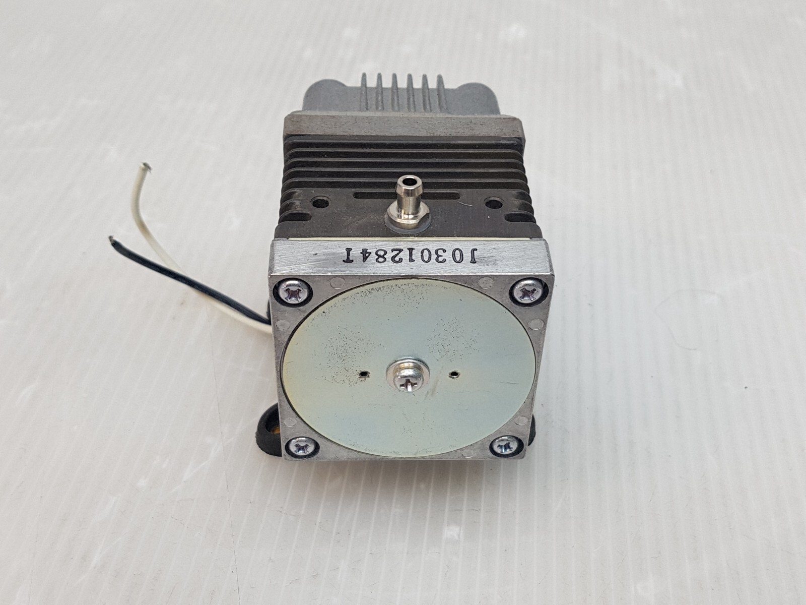 LUMENIS MEDO Vacuum Pump AC0102-A1043-D2-0511 115V 0.28A 50/60Hz