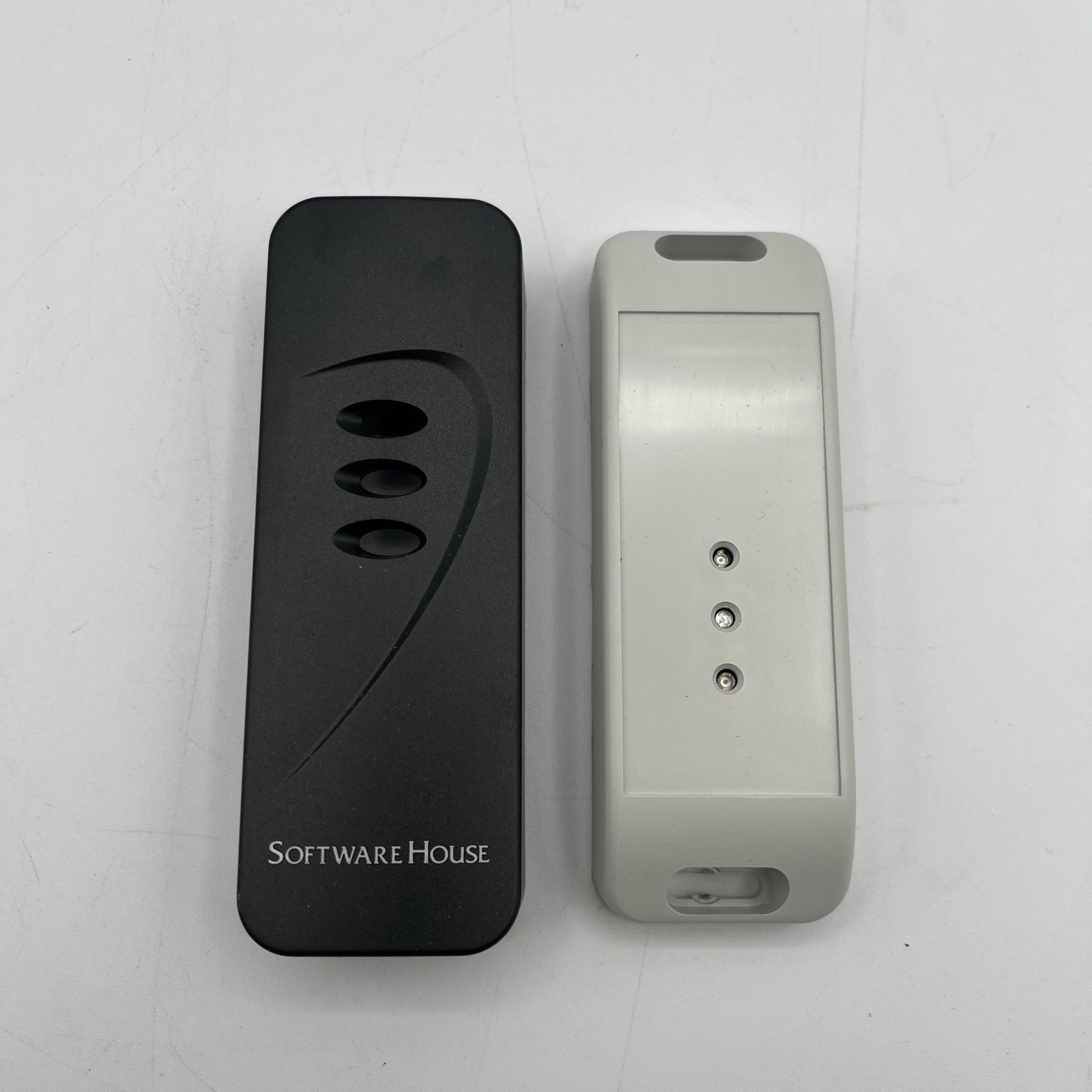 BRAND NEW!! Software House Multi-Technology Wiegand Output Reader – 4000-C