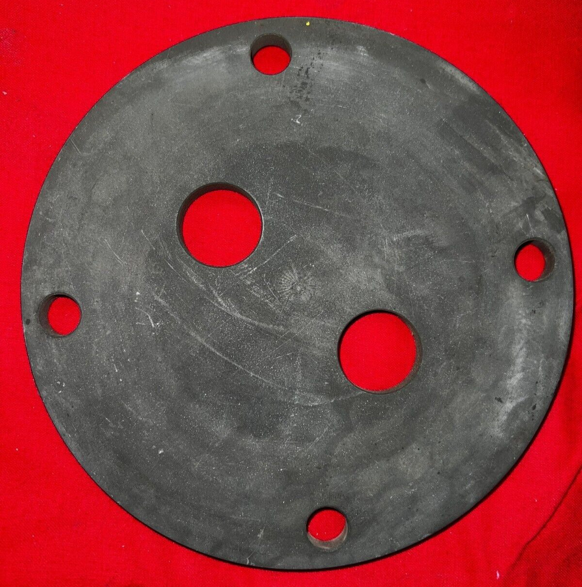 UNBRANDED STEEL 6 HOLE GASKET PLATE (2) DIA: 5/8″ (4)DIA: 1/2″ OD: 6-3/8″