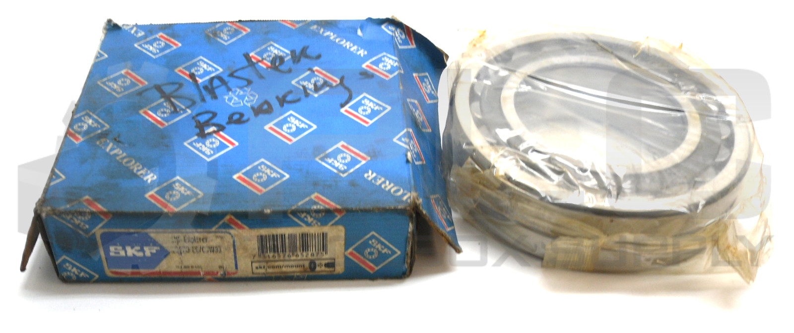 NEW SKF 22220 CC/C3W33 EXPLORER ROLLER BEARING SPHERICAL DOUBLE ROW