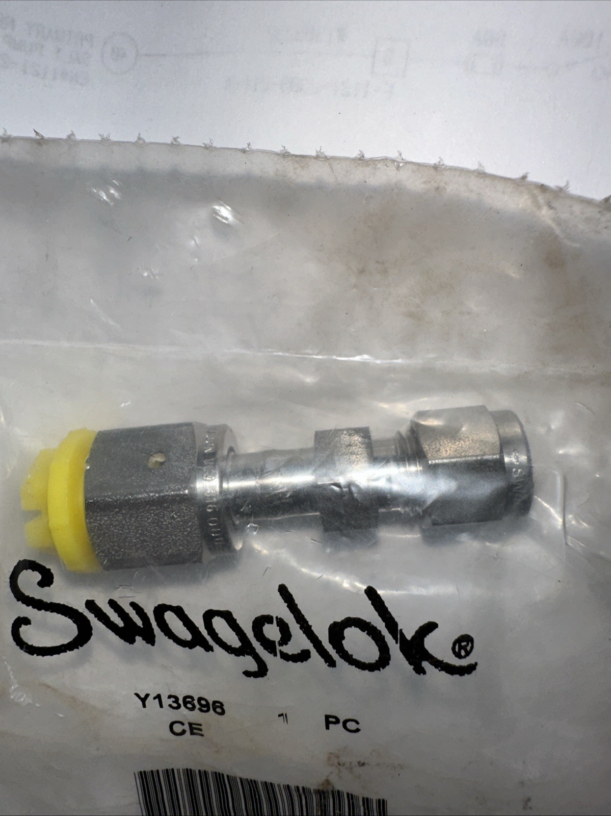 1 NEW Swagelok Fitting SS-4-WVCO-6-400 Y13696