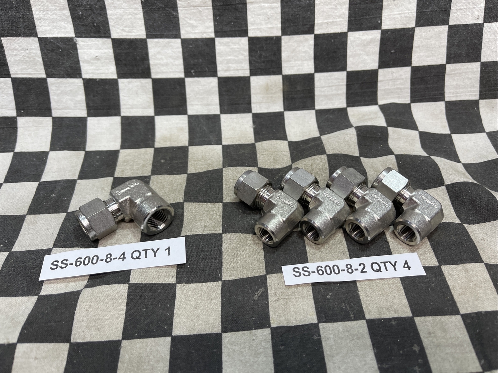 SWAGELOK FEMALE ELBOW SS-600-8-2 and SS-600-8-4, LOT OF 5, SHIPSAMEDAY#1606V40