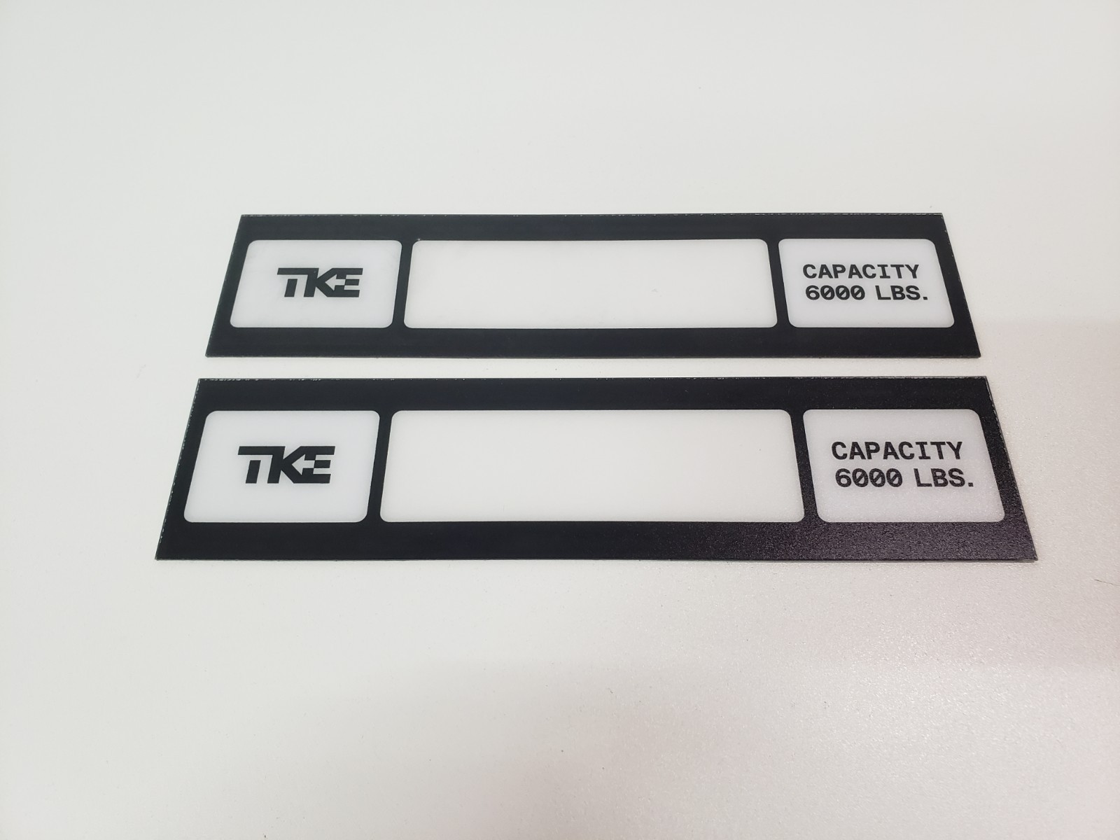 LOT of 2 – UNUSED – TKE ThyssenKrupp 9896892 Badge Capacity 6000lbs