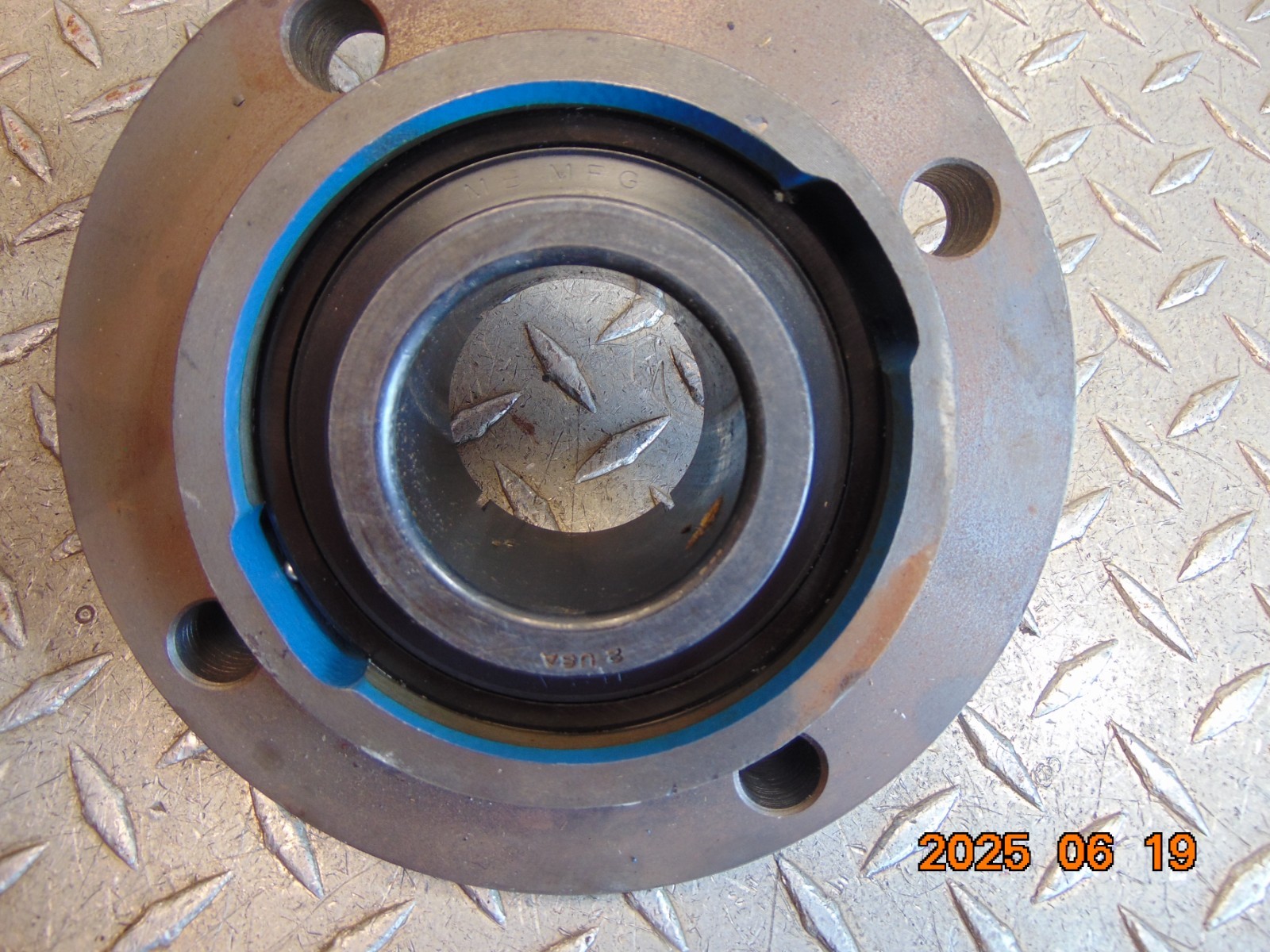 MB MFG PFC4-11 4-BOLT FLANGE BEARING 2″