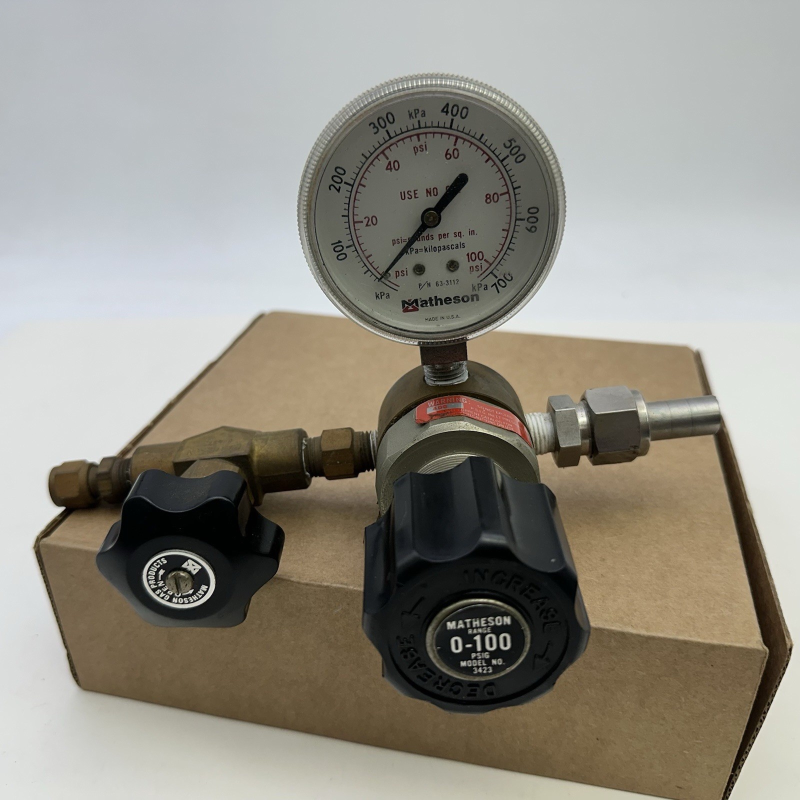 Matheson 3423 Brass High Purity Gas Regulator