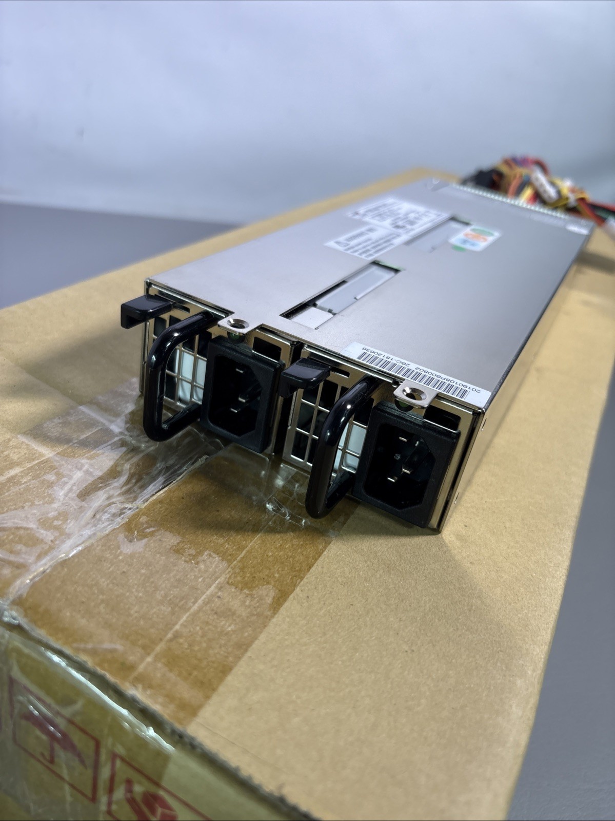 EMACS M1Y2-5300G2H POWER SUPPLY 300W /B00M1Y230G041 / NEW OPEN BOX