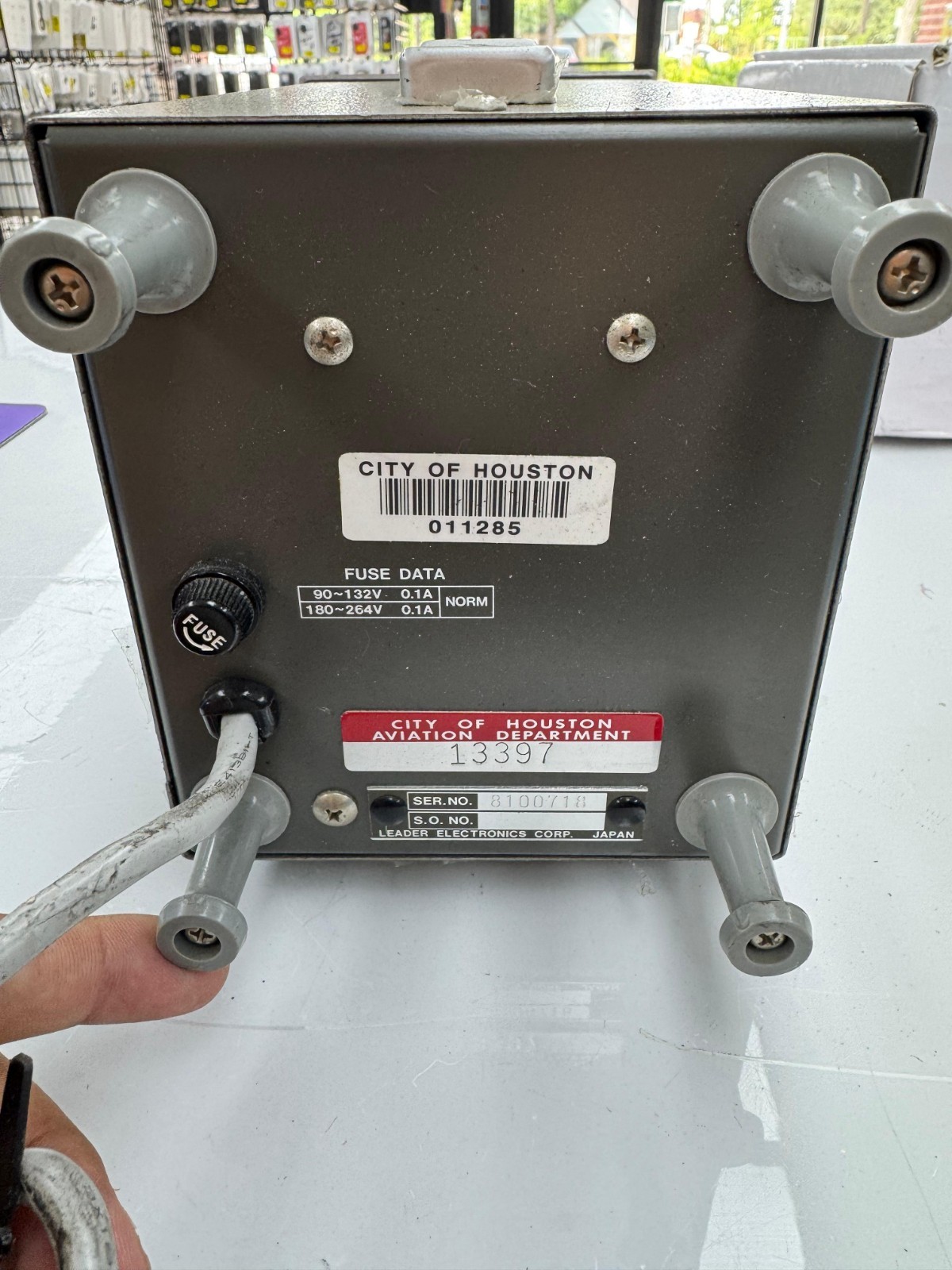 LEADER LMV-181A AC MILLIVOLTIMETER