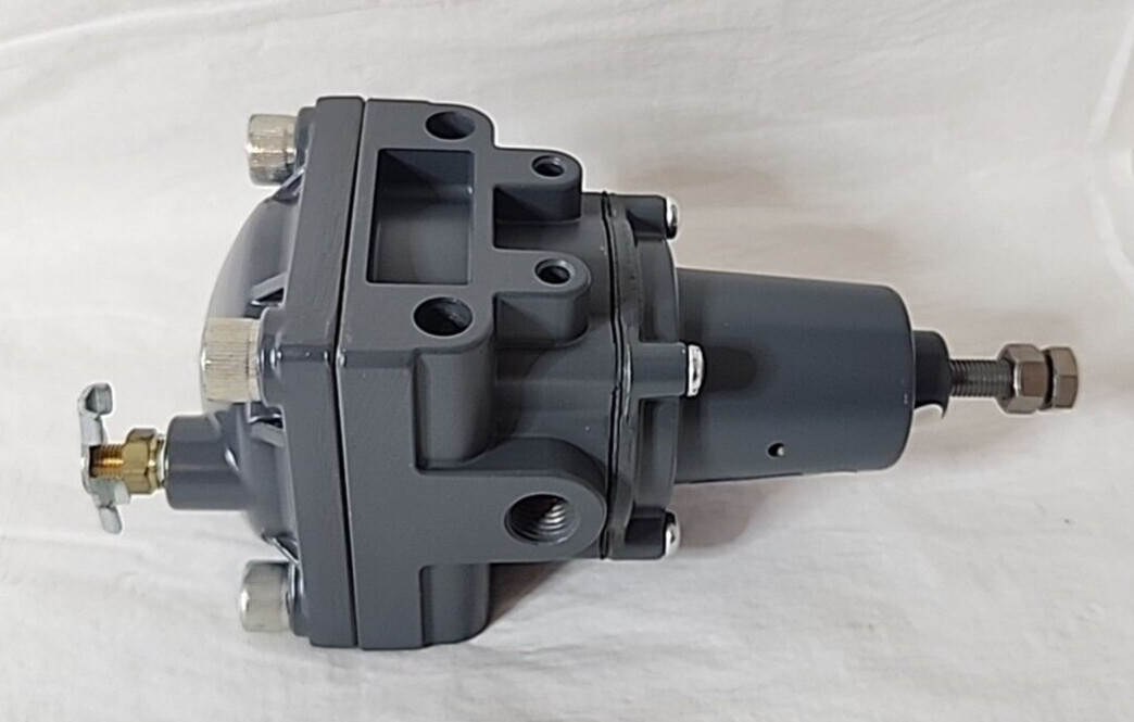 Control Air Inc Type 300 Air Filter Pressure Regulator Max PSIG 250 Range 0-30