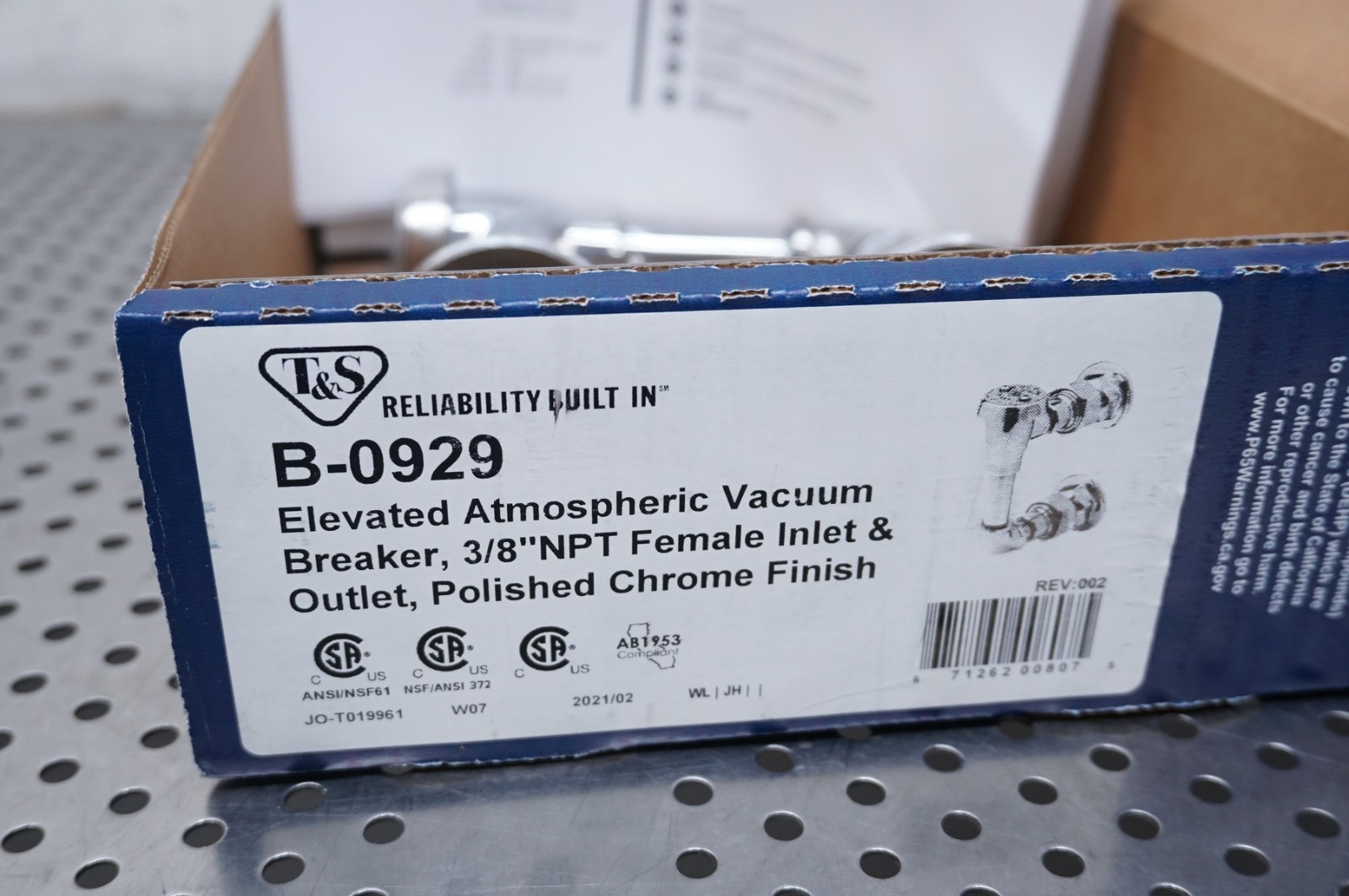New T & S B-0929 Atmospheric Vacuum Breaker 3/8” NPT female inlet & outlet