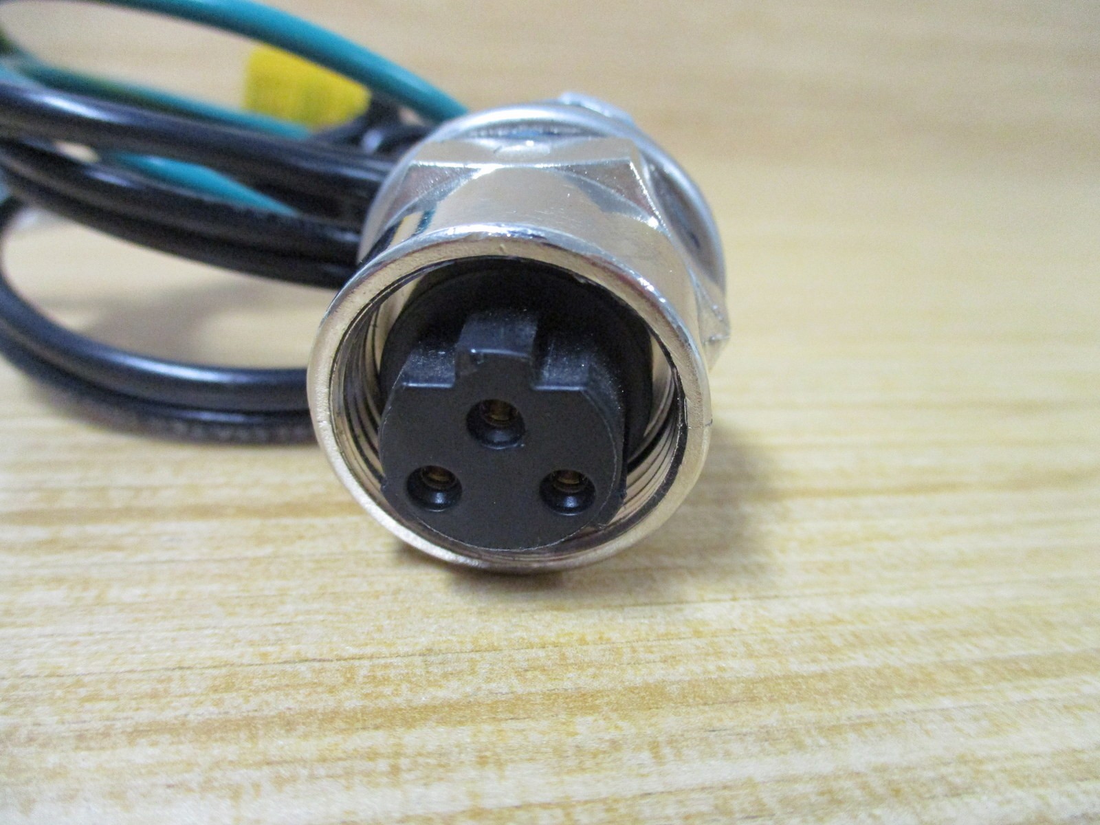 Brad Power 1R3100A83M020G Molex Receptacle 1300660321 Mounted