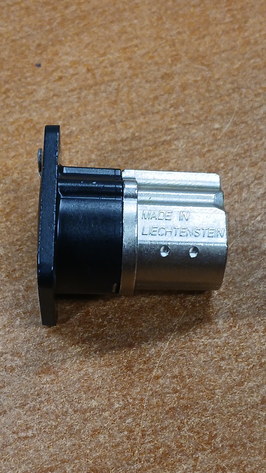 NEUTRIK NE8FDX-P6-B Black CAT 6A RJ45 Connector Straight Chassis Mount feed-thru