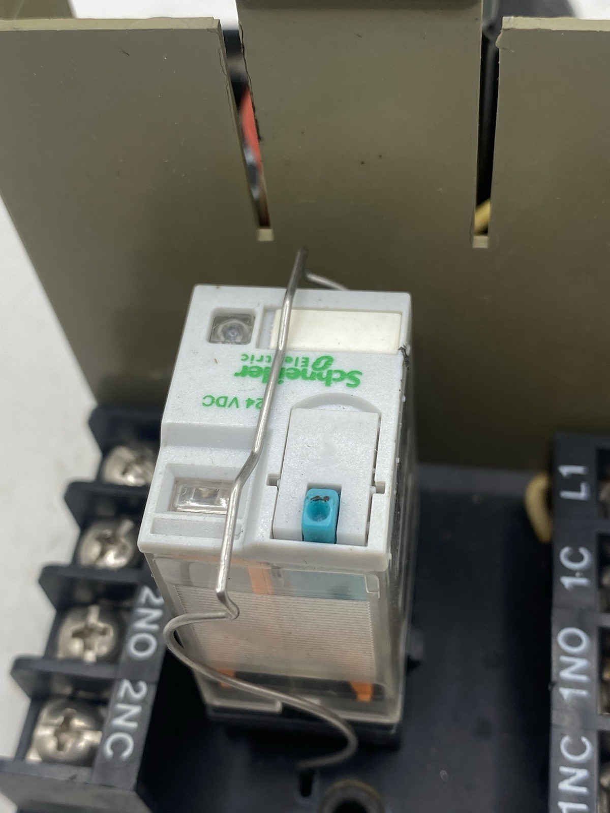 ELECTRONICS CORP CONTROL BASE 60-1480 With Relay 24 VDC