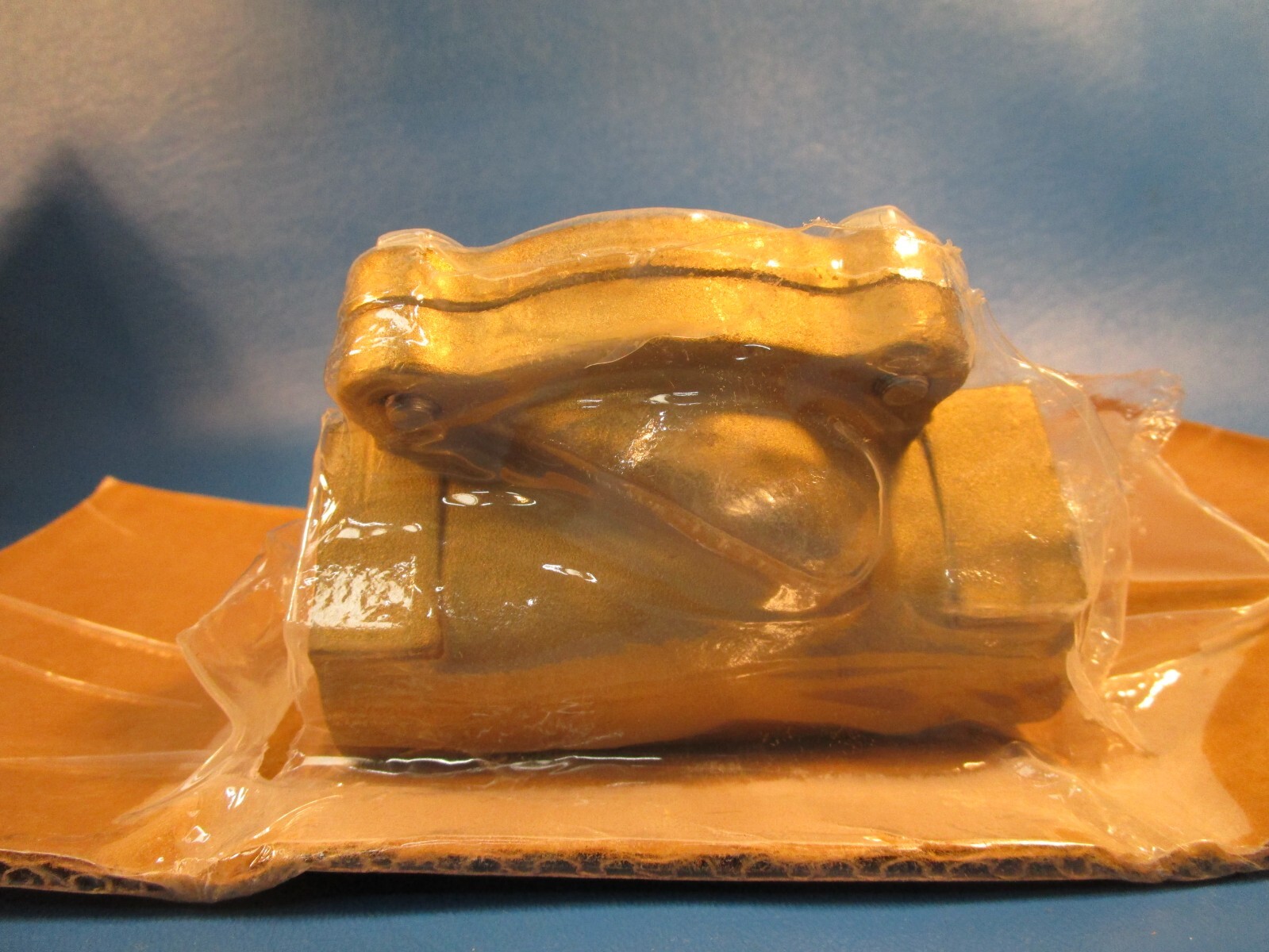DAYTON 1A579, Solenoid Valve, 2 ways Brass, 1″ ports (GRAINGER)