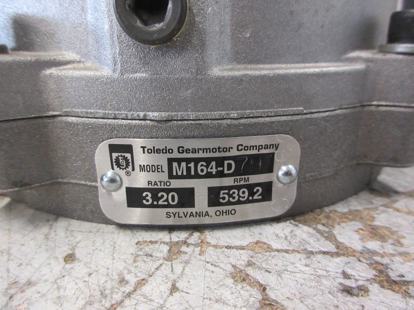Toledo In-Line Gear Reducer M164-D7H Ratio: 3.20 539.2RPM New Surplus