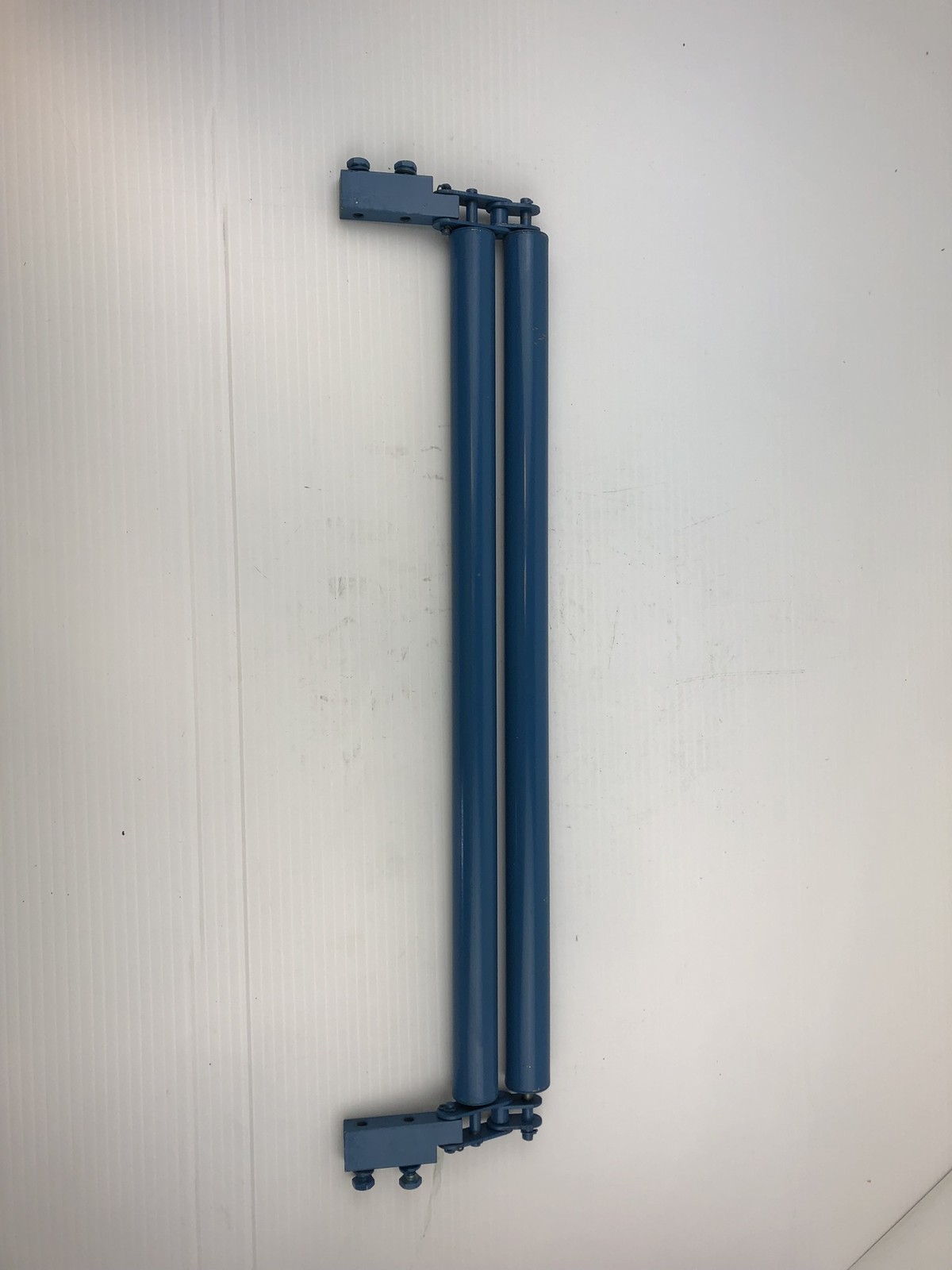 Industrial Paper Separator – Conveyer Rollers – 2 Rollers Per Bar Painted Blue