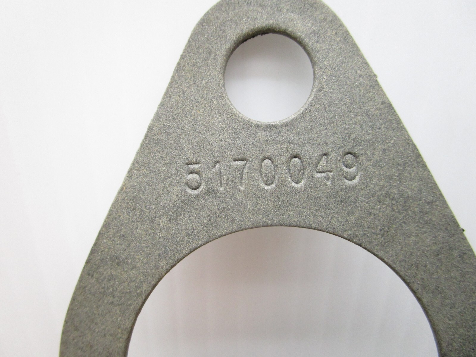 Detroit Diesel 5170049 Gasket Two Bolt Flange 1-1/2″ ID x 3-7/8″ x 2-1/4″