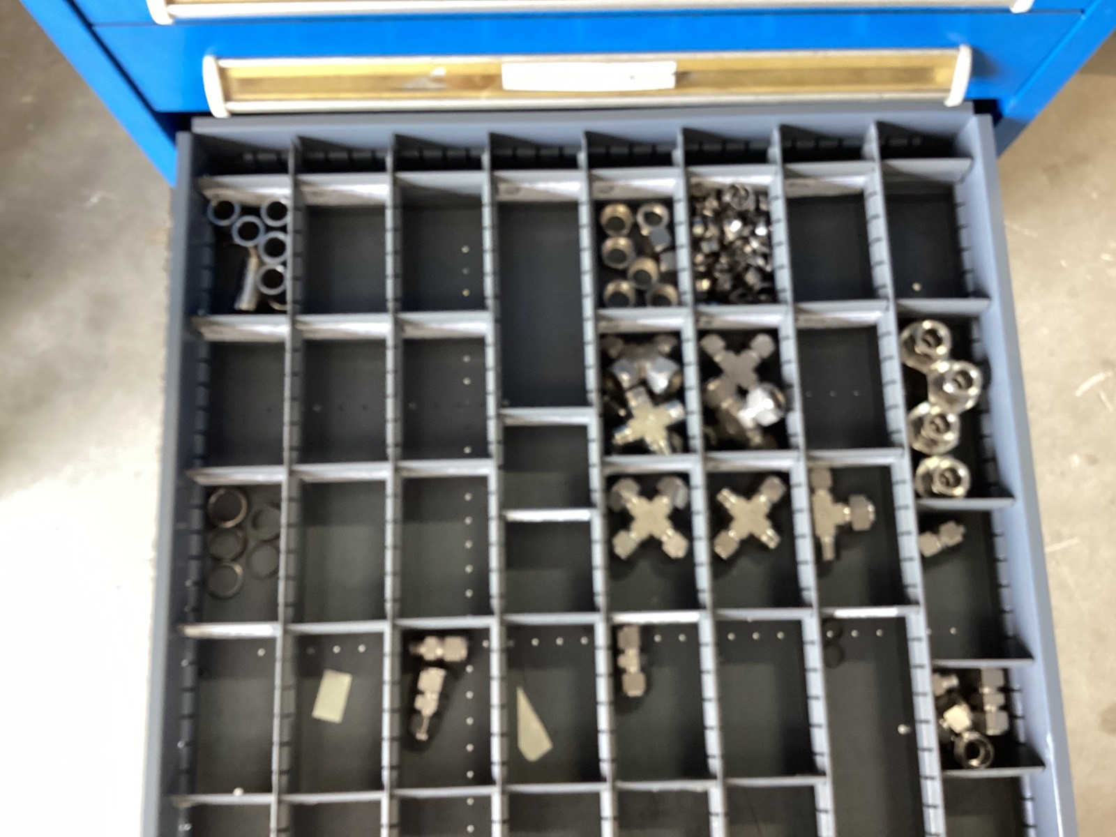 Ham-Let / Swagelok Fittings – 8 Drawer cabinet included (1000+ Pieces Estimated)