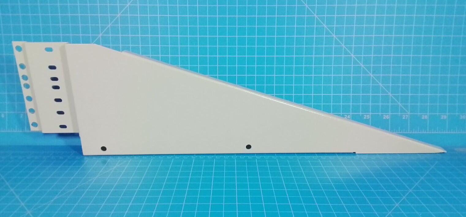 Winsted 82224 18″ Depth Shelf Bracket (Pair)