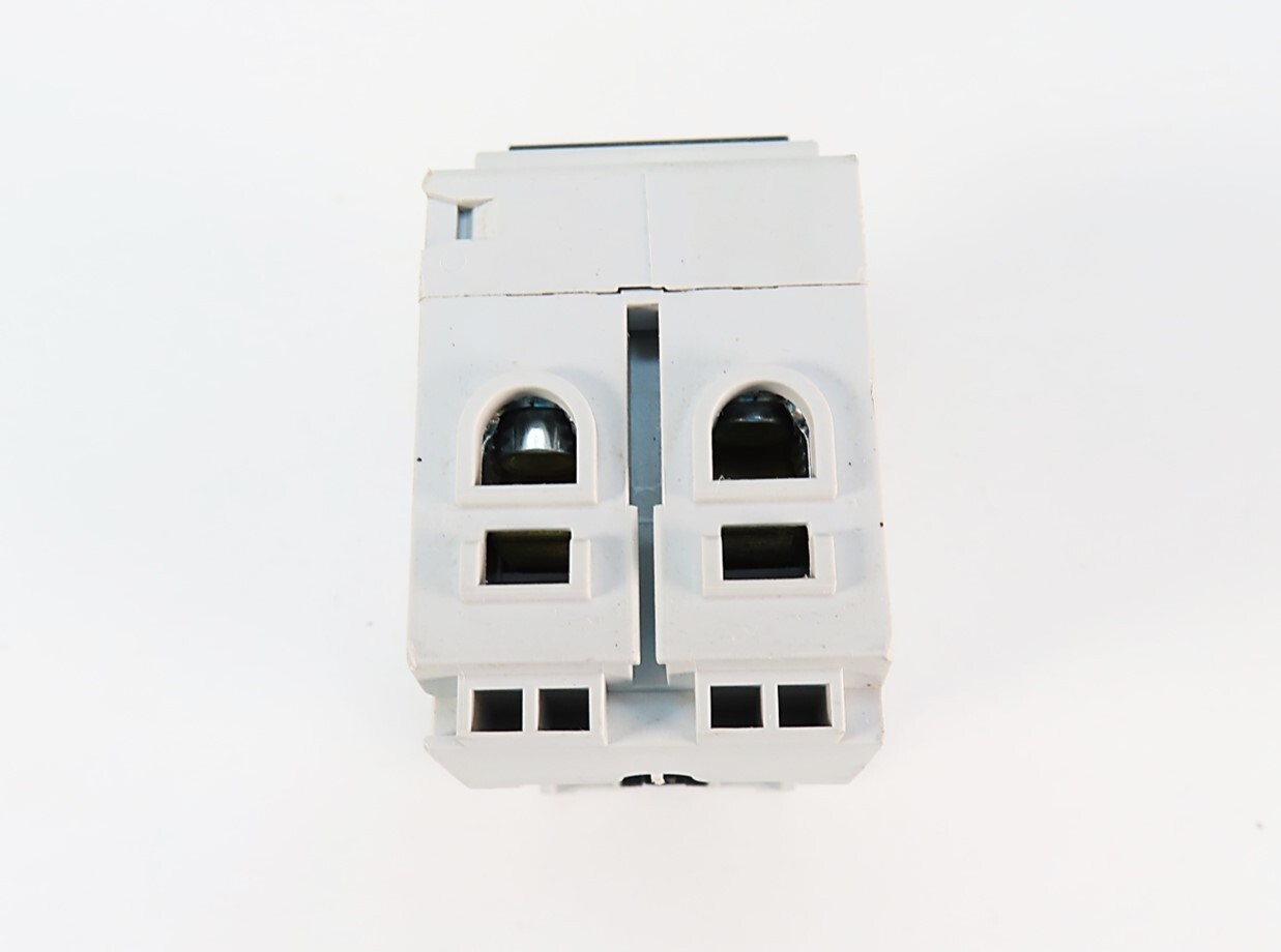 ABB 2CSR255148R1104 DS201T C10 A30 Circuit Breaker 2 Pole 10A 6kA NEW IN BOX