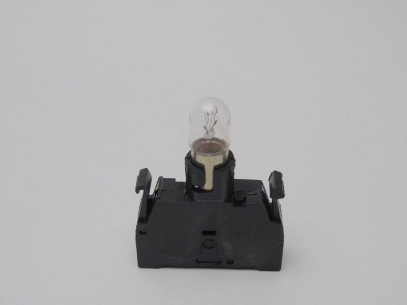 ALLEN BRADLEY 800E-3D0 SER. A 250V (W/BULB) NSNP