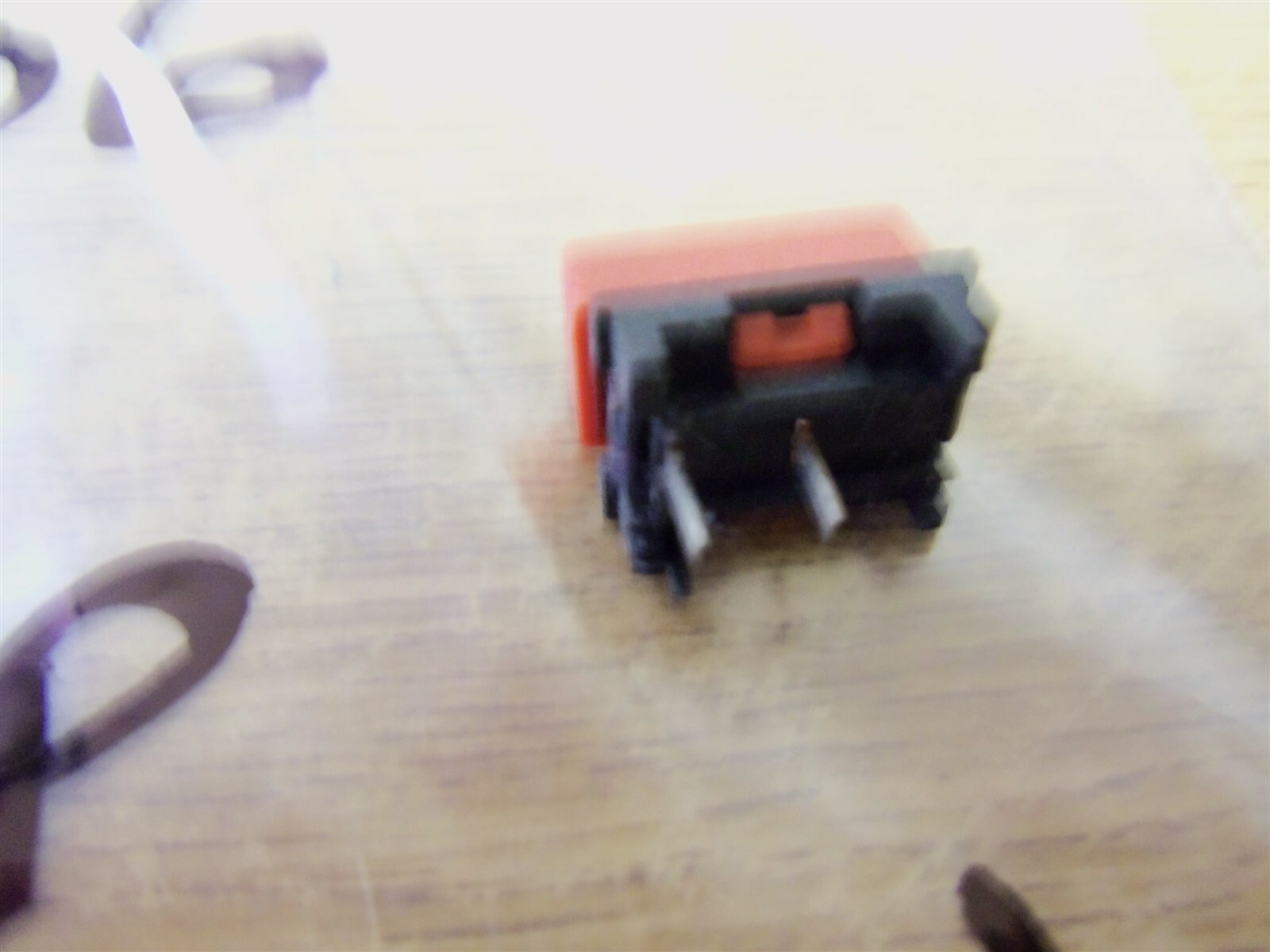 NEW Marquardt 6450.0006 SP-NO Red Key Cap Tactical Switch Thru Hole