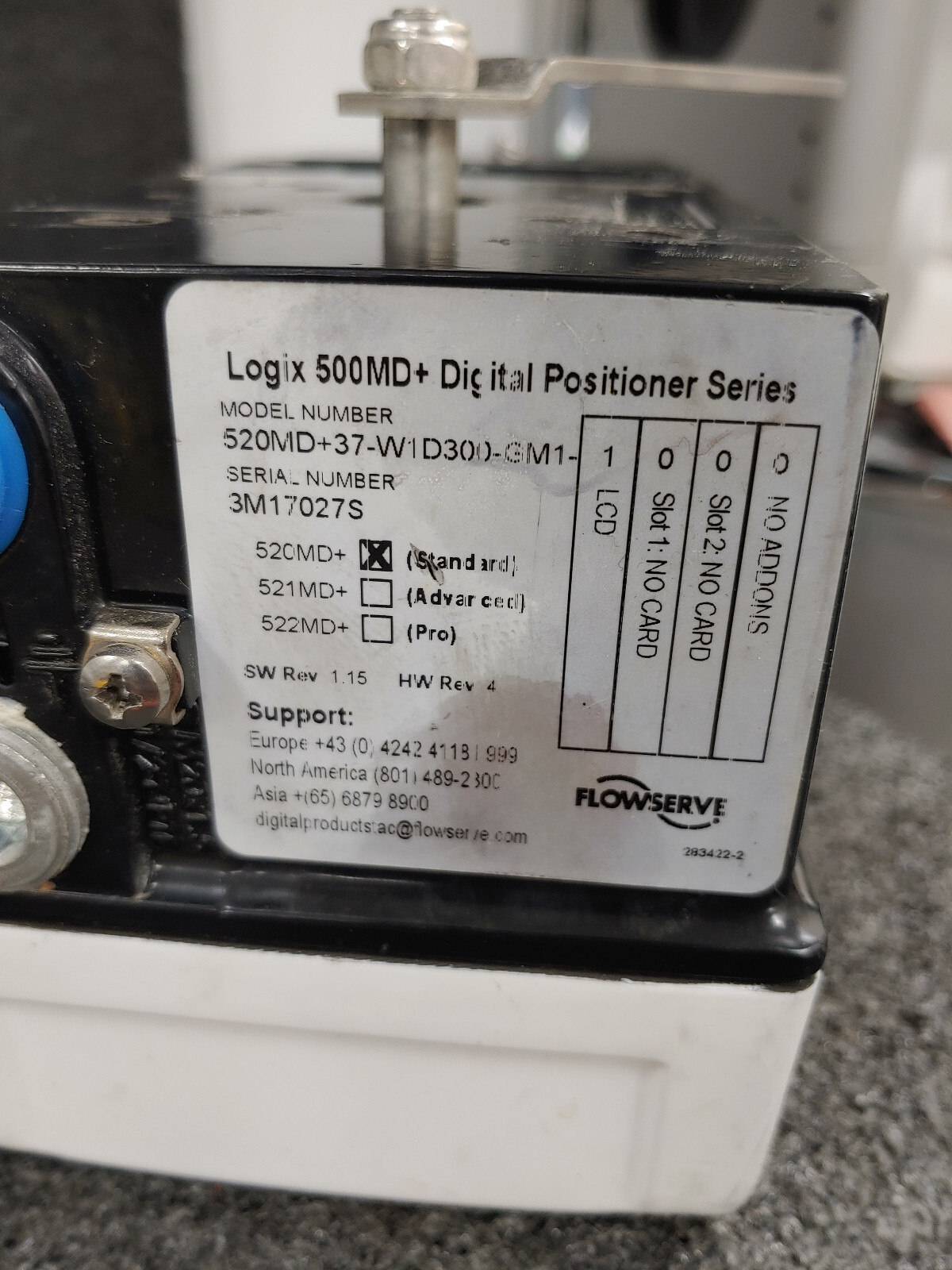 FLOWSERVE Logix 500MD+ Digital Positioner Series 520MD+37-W1D300-GM1-1000