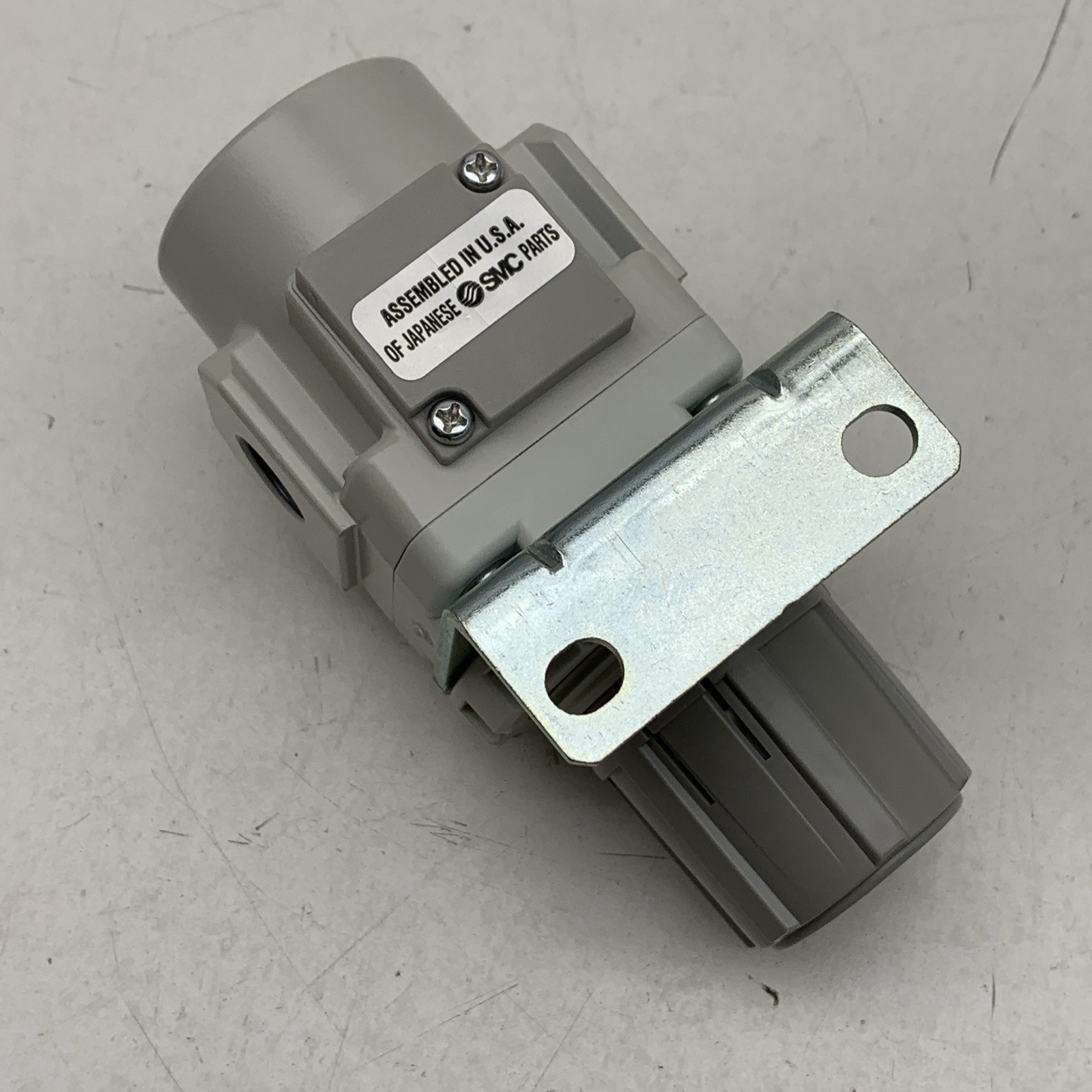SMC AR30-N02BE-Z-B Compressed Air Regulator 1/4″ NPT, 7-125PSI (AC30-GAT005)