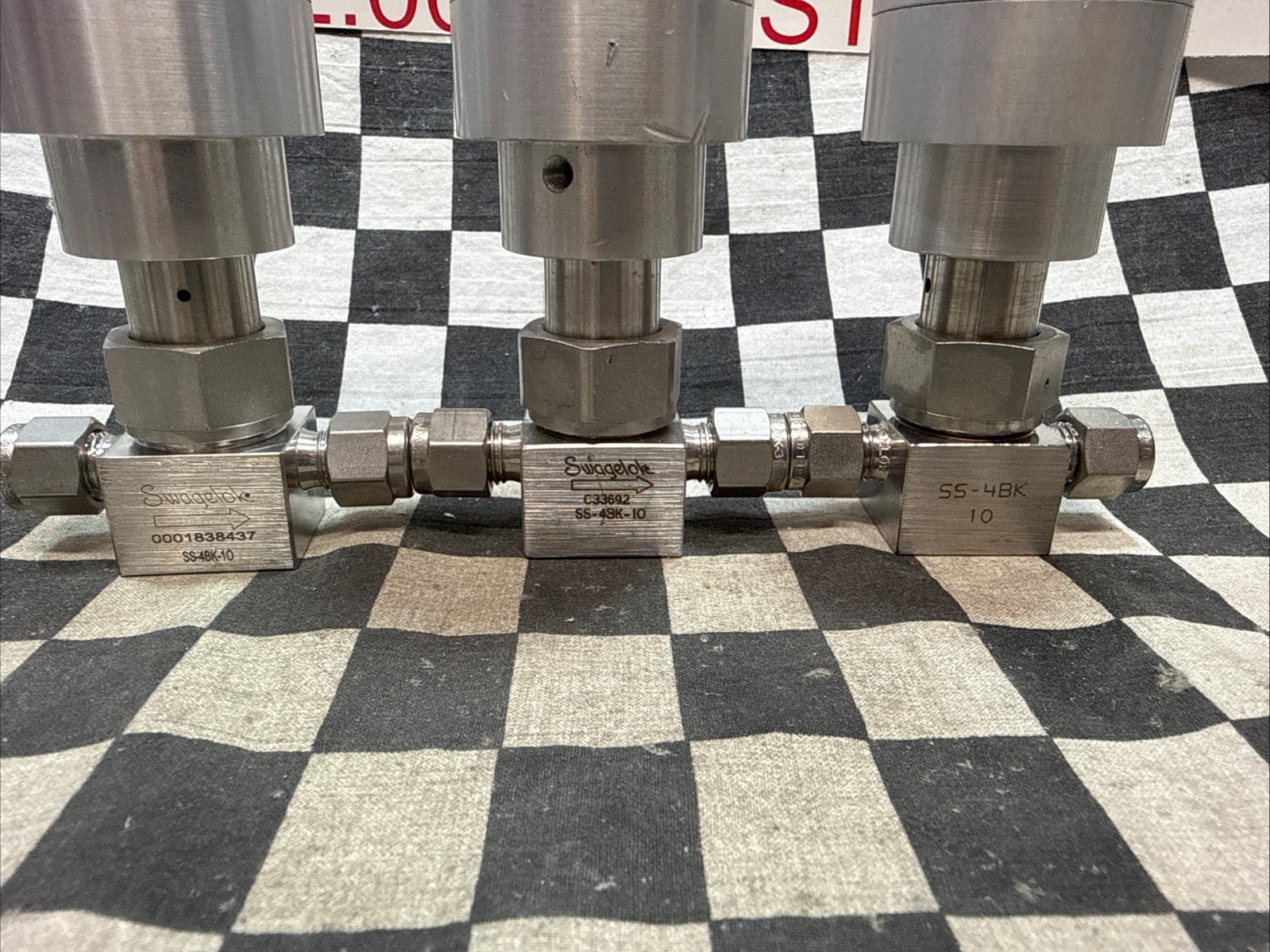 Nupro Bellow Valve 1/4″ Tube, SS-4BK-10, SS4BK10, Shipsameday #ZE21