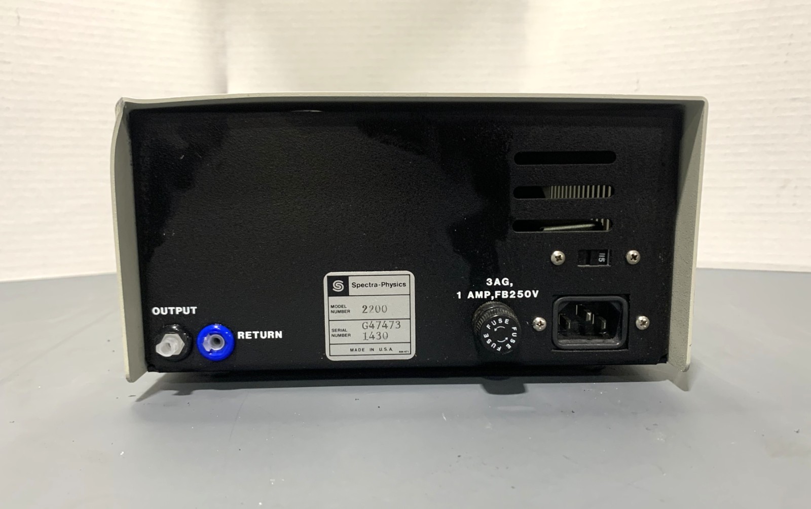 Spectra Physics Model 2200/2200A Laser Cavity Power Tested Read