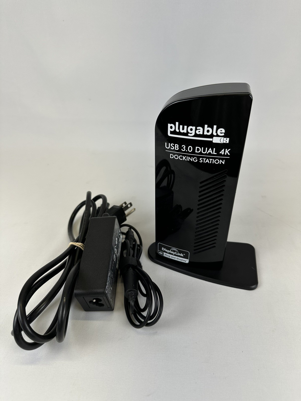 Plugable UD-6950 USB 3.0 Dual 4K Docking Station