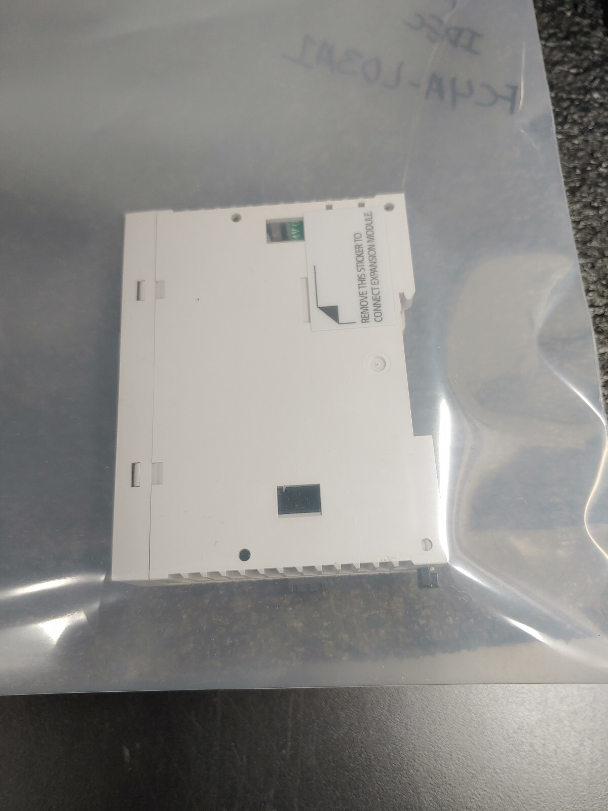 IDEC FC4A-L03A1 MicroSmart Analog I/O Module