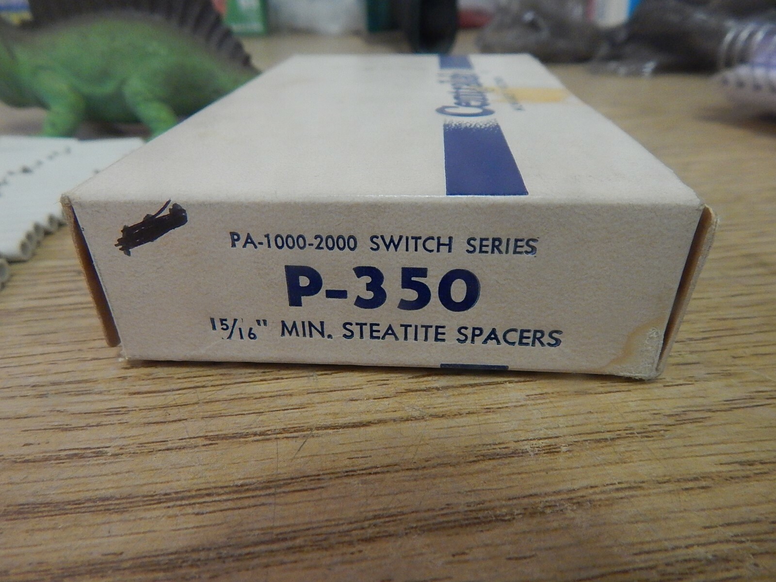 NEW Centralab P-350 15/16″ Mini Steatite Spacers PA-1000-2000 Lot of 99