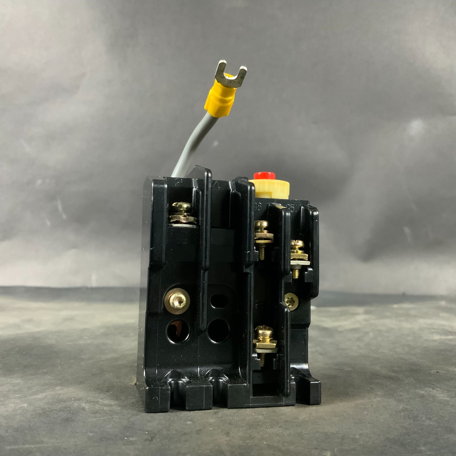 HITACHI TR25-FS1-6 OVERLOAD RELAY ($40 OBO)